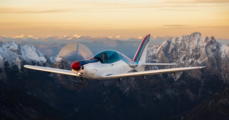 Shark models | SHARK.AERO
